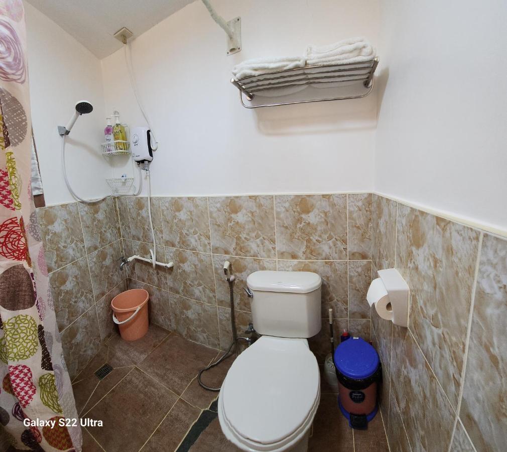 Chue&Larry'S Beachside Homestay Libagon Экстерьер фото