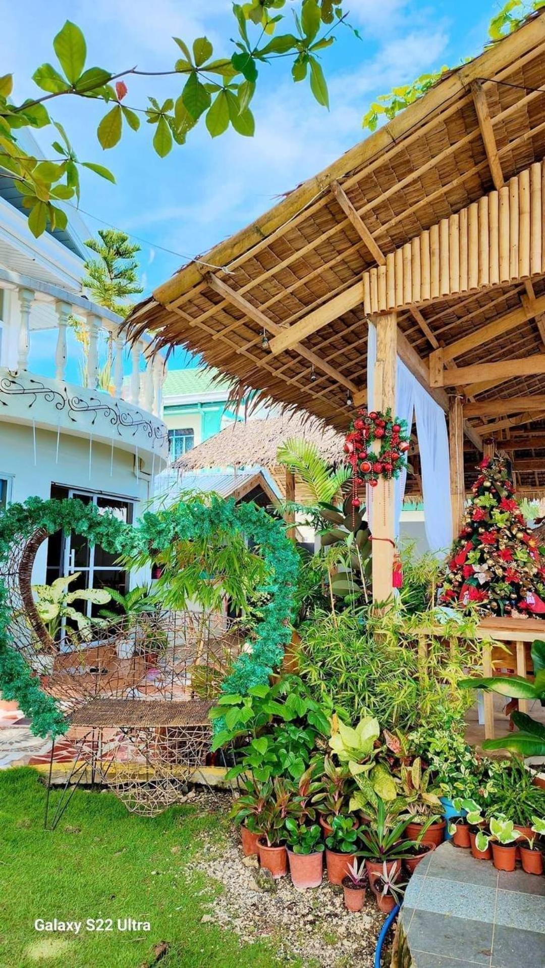 Chue&Larry'S Beachside Homestay Libagon Экстерьер фото