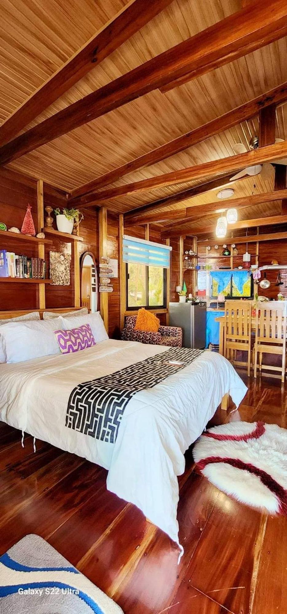 Chue&Larry'S Beachside Homestay Libagon Экстерьер фото