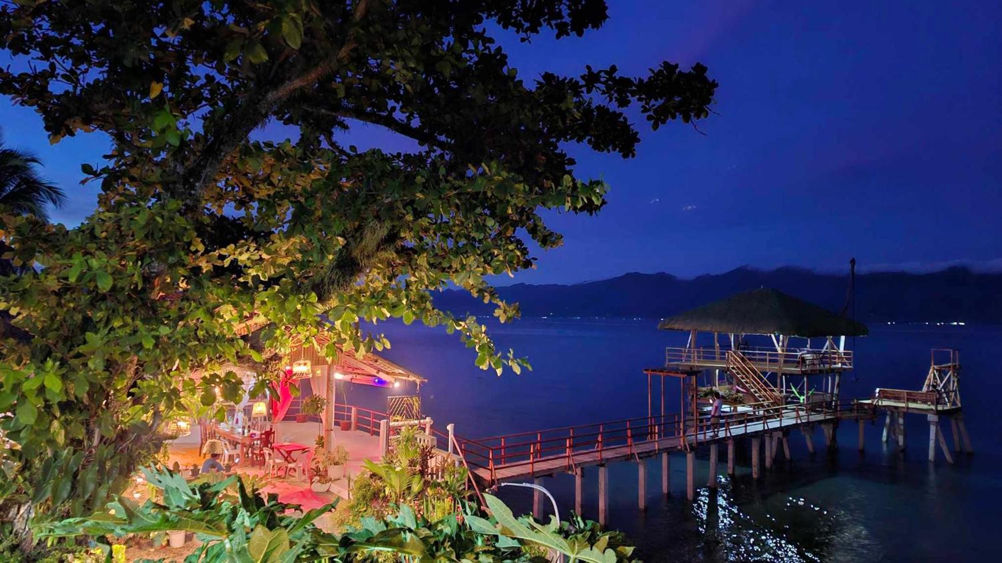 Chue&Larry'S Beachside Homestay Libagon Экстерьер фото